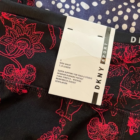 DKNY Sport Sumatra Printed High-Waist Leggings - Picture 7 of 9